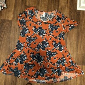 LULAROE perfect tee